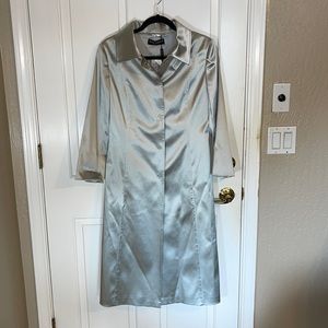 Womens Dolce & Gabbana long coat. Size EU 44, US 12.